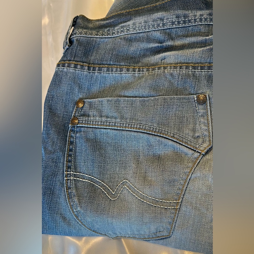 Y2K Level 7 Relaxed Straight Fit Jeans Size 42x32 Light Wash Distressed - Picture 3 of 6